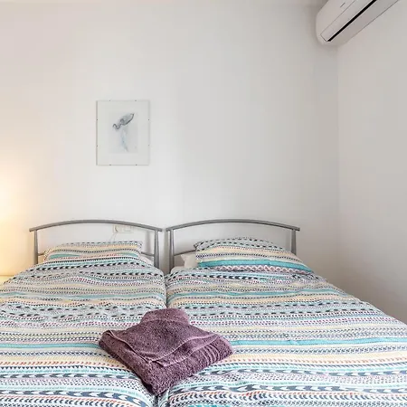 Hébergement de vacances Casa Bonita-overlooking The Sea *