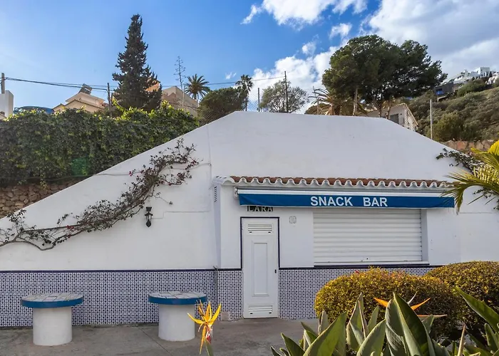 Casa Bonita-overlooking The Sea نيرخا