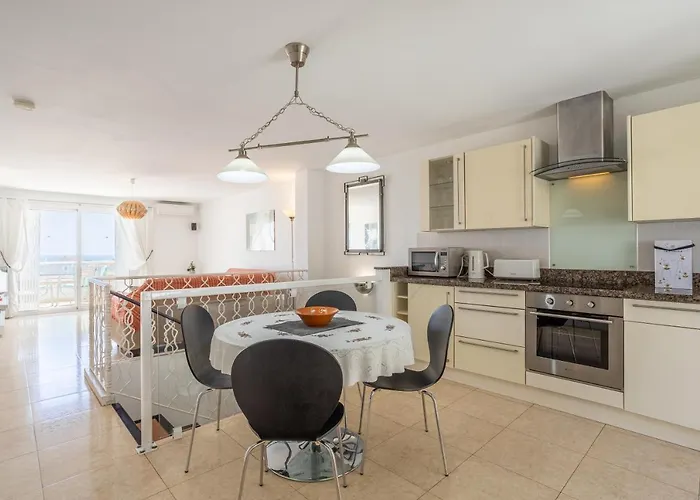 Casa Bonita-overlooking The Sea Vakantiehuis