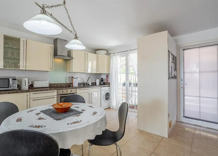 Casa Bonita-overlooking The Sea *